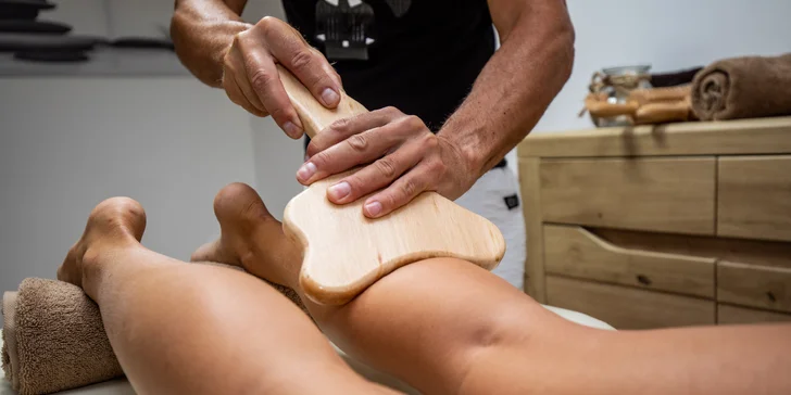 Maderoterapia – lymfatická masáž valčekmi z prírodného dreva