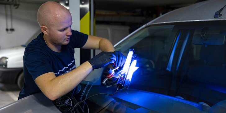 Oprava prasklín na čelnom skle auta kdekoľvek v Bratislave