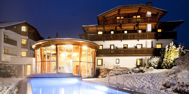 Alpská lyžovačka, sauna aj polpenzia: zimný pobyt v Innsbrucku s neobmedzeným wellness, 5% first minute zľava