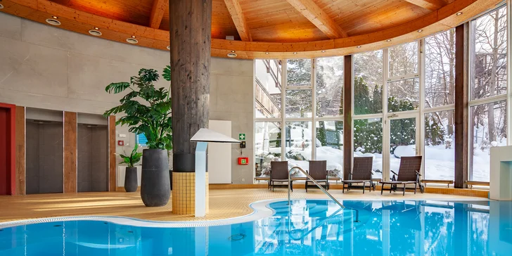 Alpská lyžovačka, sauna aj polpenzia: zimný pobyt v Innsbrucku s neobmedzeným wellness, 5% first minute zľava
