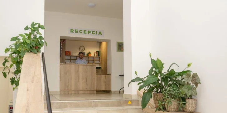 Príjemná dovolenka v Bratislave: hotel v tichej lokalite Rače, raňajkové menu a služby personálu so zdravotným znevýhodnením