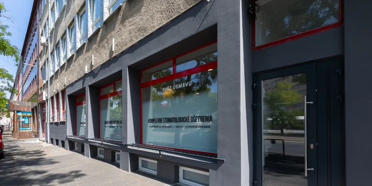Dentálna hygiena s Air flow a bielenie zubov
