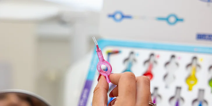 Dentálna hygiena s Air flow a bielenie zubov