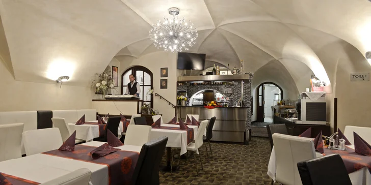 Pobyt v centre Českého Krumlova s ​​raňajkami či polpenziou a fľašou prosecca