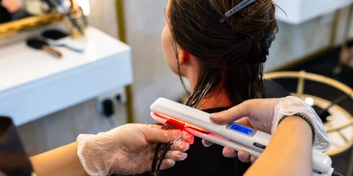 Melír, Balayage alebo Air Touch s podstrihnutím a kúrou