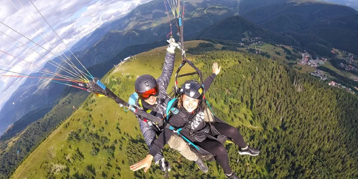 Tandemový paragliding s kvalitným videom a fotografiami v SR, ČR alebo v Alpách