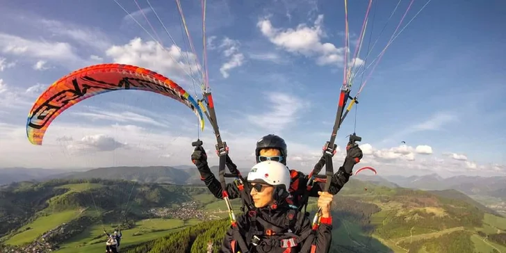Tandemový paragliding s kvalitným videom a fotografiami v SR, ČR alebo v Alpách