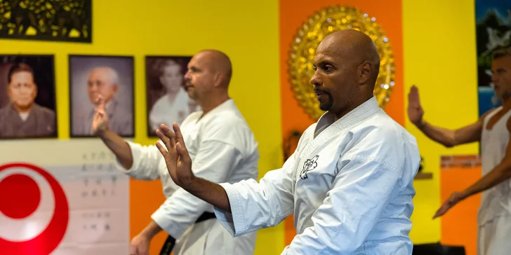 Karate s Fredym Ayisim pre začiatočníkov aj pokročilých