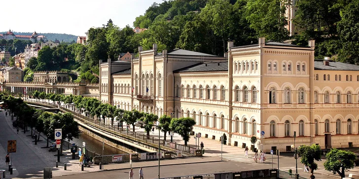 4* relax v Karlových Varoch: hotel pri Mlynskej kolonáde, strava a neobmedzený wellness