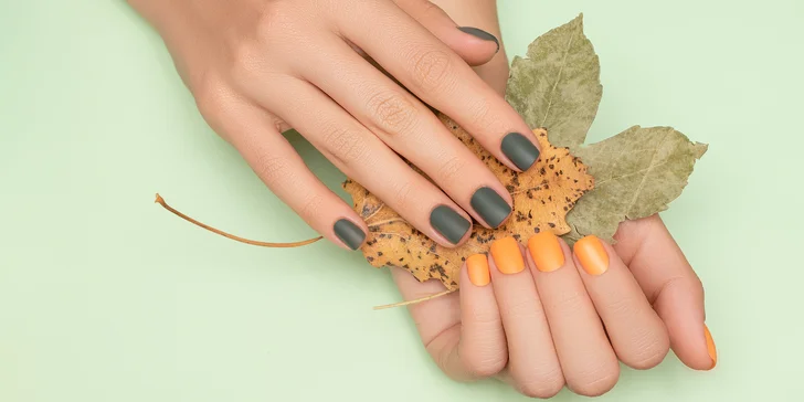 Gélové nechty (nové i dorábka) alebo denné či večerné líčenie vo Verka Lendy Nails