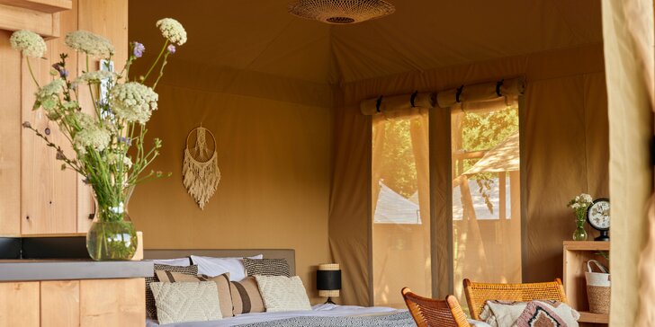 Luxusný glamping s vírivkou a klimatizáciou: vychutnajte si prírodu, cyklistiku aj zábavný park