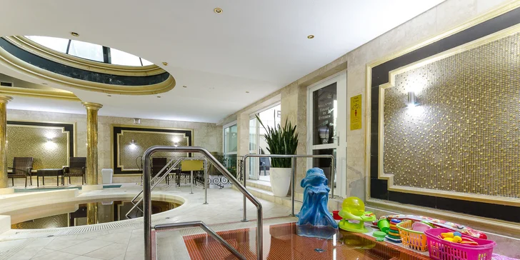 Relaxačný wellness pobyt - 4* hotel, termálna voda a polpenzia