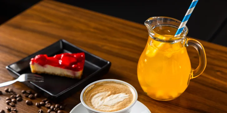 Kaviareň na rohu: Káva alebo víno s koláčom a limonádou