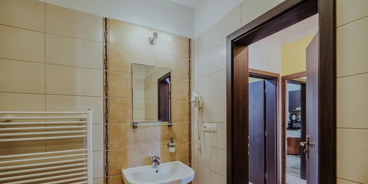Pobyt v apartmánovom štúdiu v areáli Vodného parku Bešeňová so zľavou na multivstup