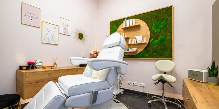 Rekonštrukčné kúry pre vlasy: Botox, bioplastika, keratín