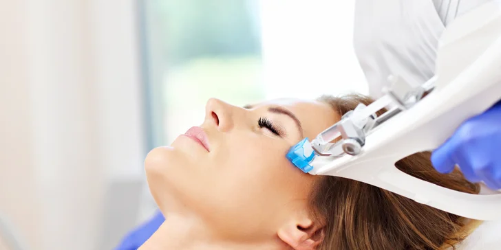 Mezoterapia kyselinou hyalurónovou pomocou Vital Injectora