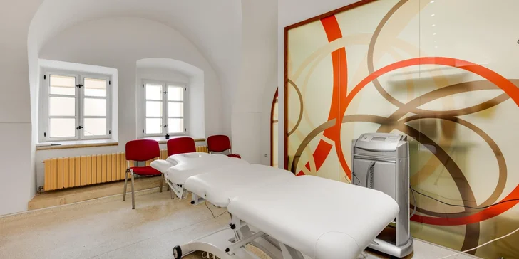 Blefaroplastika: Korekcia horných viečok v Magnifica Clinic