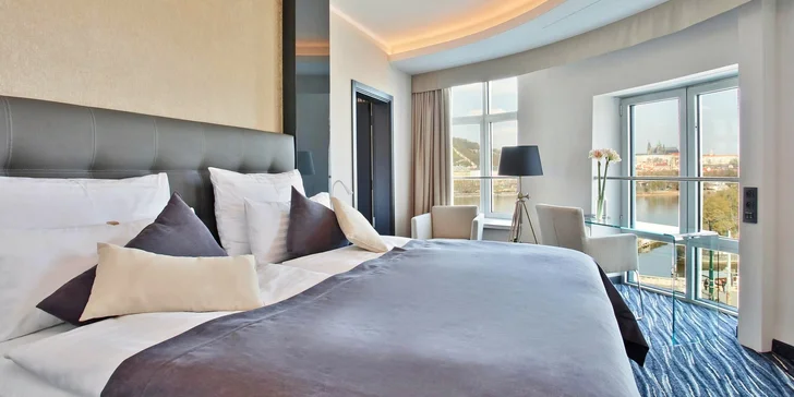 Pobyt v luxusnom hoteli Dancing House s krásnym výhľadom: raňajky aj večera od Ondřeja Slaniny