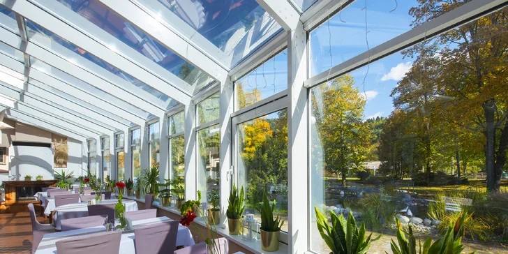 À la carte gurmánska večera a vstupy do podmanivého wellness