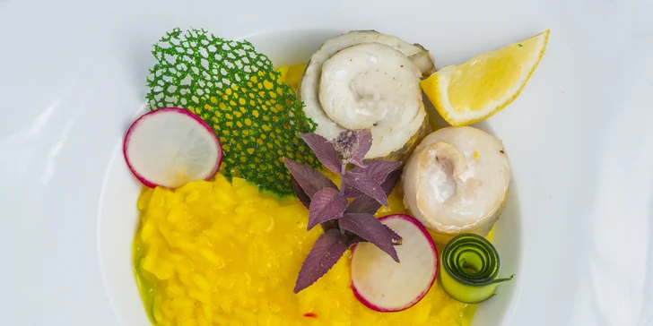 À la carte gurmánska večera a vstupy do podmanivého wellness