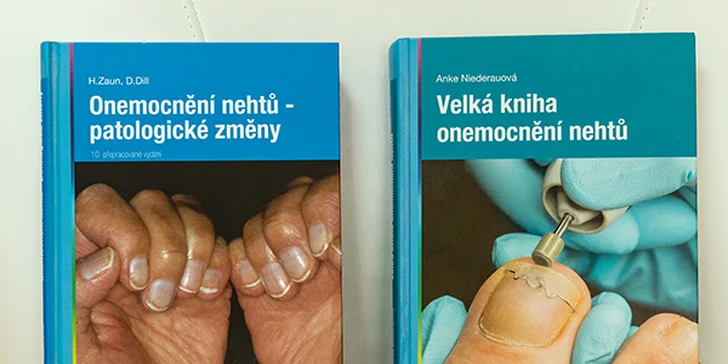 Kompletná mokrá pedikúra, wellness pedikúra alebo shellac