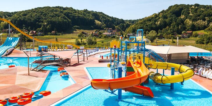 4* dovolenka v Chorvátsku: polpenzia či plná penzia, neobmedzený vstup do aquaparkov, 2 deti zdarma