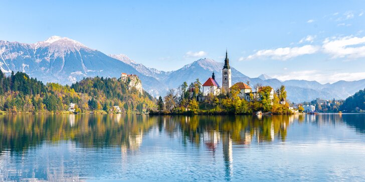 Dovolenka pri slovinskom jazere Bled: raňajky a wellness, termíny aj na Silvestra