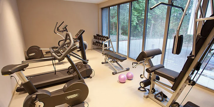 Dovolenka pri slovinskom jazere Bled: raňajky a wellness, termíny aj na Silvestra