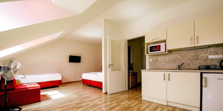 Pobyt v blízkosti historického centra Prahy: komfortné izby a apartmány s raňajkami