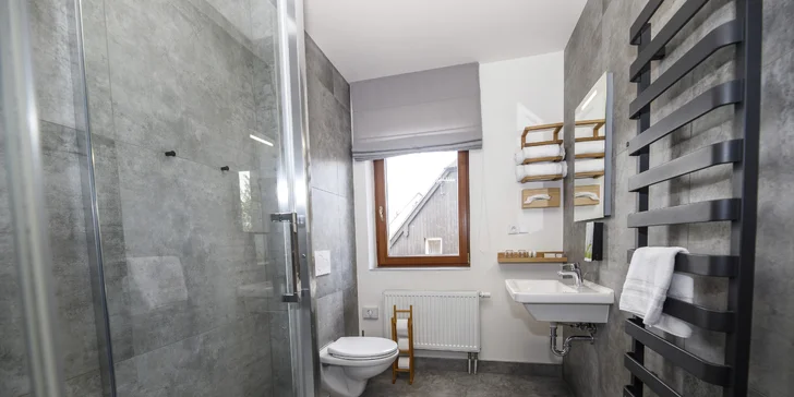 Relax blízko vrchu Klínovec: 4* hotel s privátnym wellness, izba s raňajkami alebo štúdio s kuchyňou