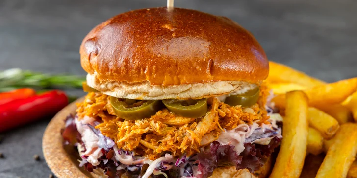 Kuracie Stripsy, Pulled Chicken Burger či grilované kura