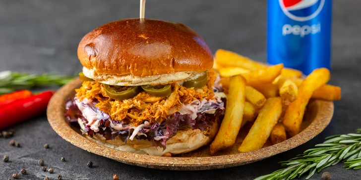 Kuracie Stripsy, Pulled Chicken Burger či grilované kura