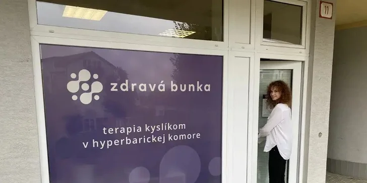Vstup do hyperbarickej komory s tlakom 1,3 ATM