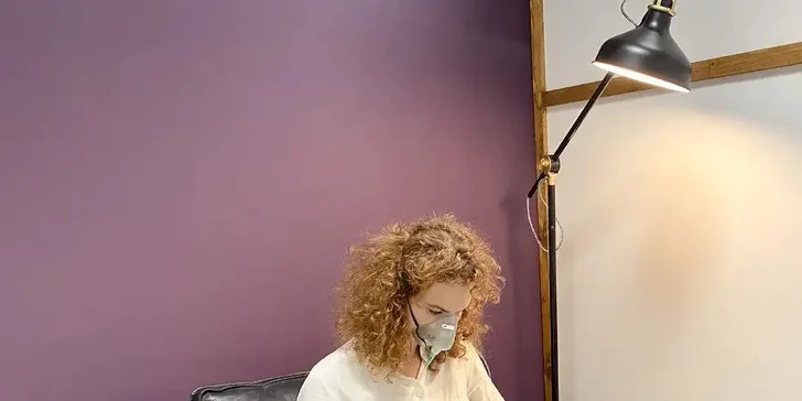 Vstup do hyperbarickej komory s tlakom 1,3 ATM