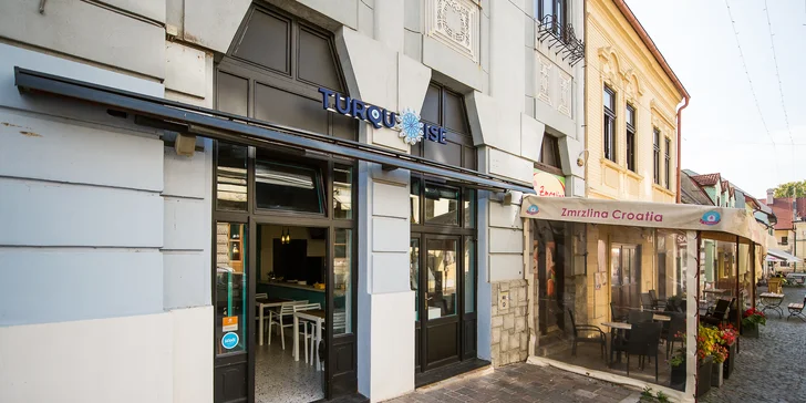 Doner Burger alebo Kebab Tanier s hranolčekmi a nápojom