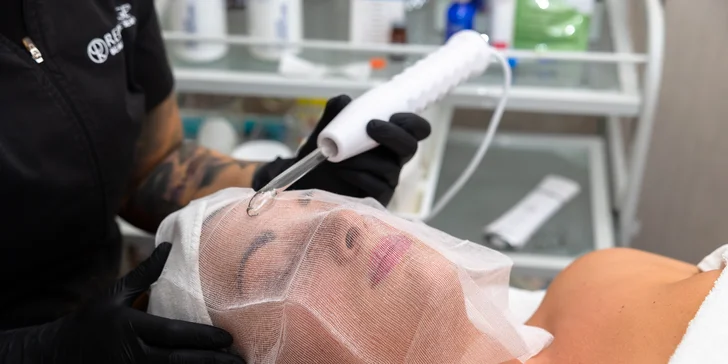 Kozmetické ošetrenia v Angel beauty: hĺbkové čistenie alebo kompletné ošetrenie s úpravou a farbením obočia