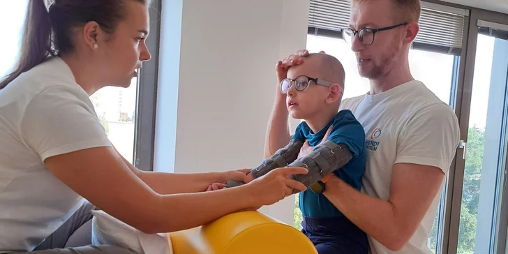 Rehabilitácie a liečba kmeňovými bunkami pre Dominika