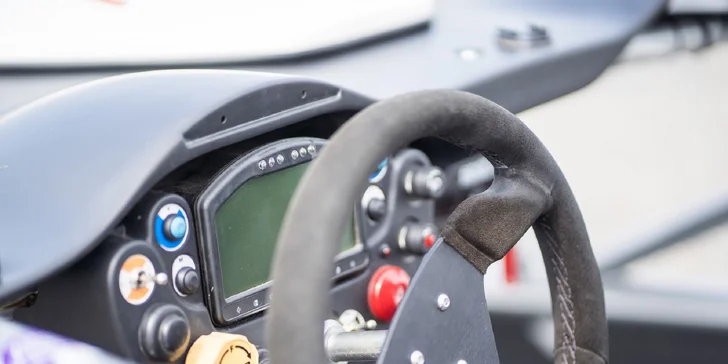 Jazda na jednom z najrýchlejších áut sveta ako vodič či spolujazdec aj s videozáznamom! Ariel Atom!