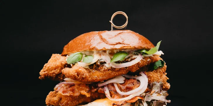 French pizza, burger alebo hot-dog menu v Jolly Street Food