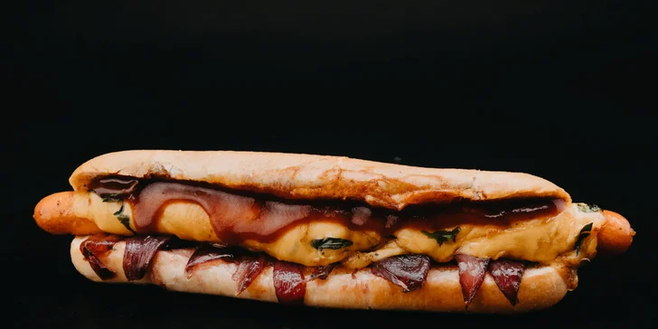 French pizza, burger alebo hot-dog menu v Jolly Street Food