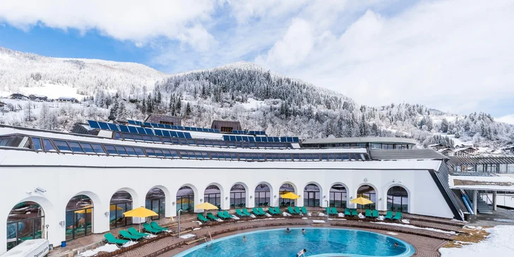 Aktívna dovolenka v Korutánsku: moderný hotel s raňajkami či polpenziou a saunou