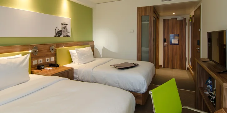 Objavte nemecký Hamburg: 3* hotel s raňajkami blízko centra mesta
