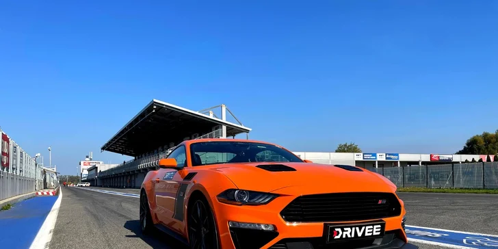 Jazda na okruhu Slovakia Ring či na letiskovej dráhe vo FORD MUSTANG ROUSH STAGE 3