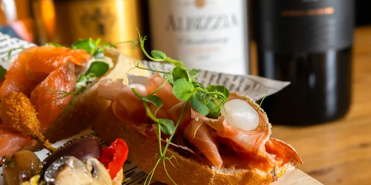 Degustácia štyroch svetových vín v Portofino s kanapkami