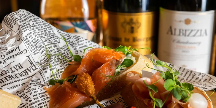 Degustácia štyroch svetových vín v Portofino s kanapkami