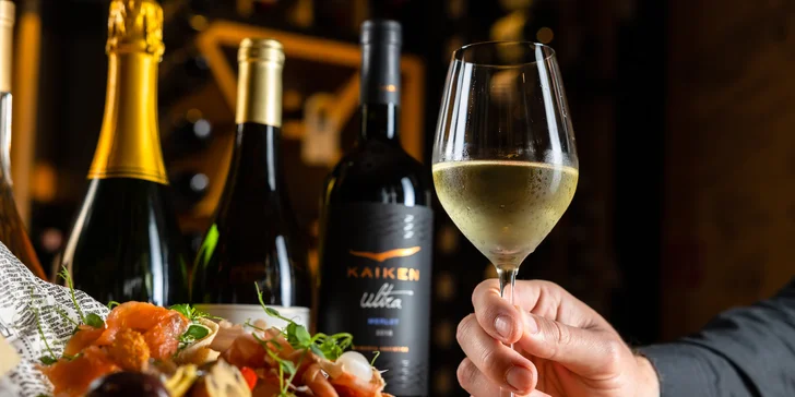 Degustácia štyroch svetových vín v Portofino s kanapkami