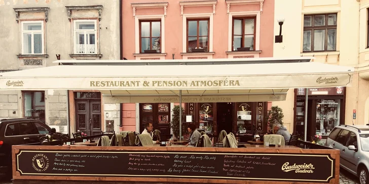 Penzión na námestí krásneho mesta Loket: pobyt pre 2–4 osoby, raňajky aj Pavlova torta