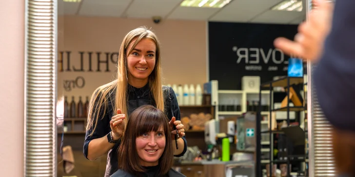 Strih s fúkanou a stylingom, farbenie, melír, balayage alebo rekonštrukčná kúra