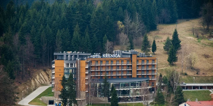 Pobyt v nádhernom prostredí Krynice-Zdrój: raňajky či polpenzia a wellness