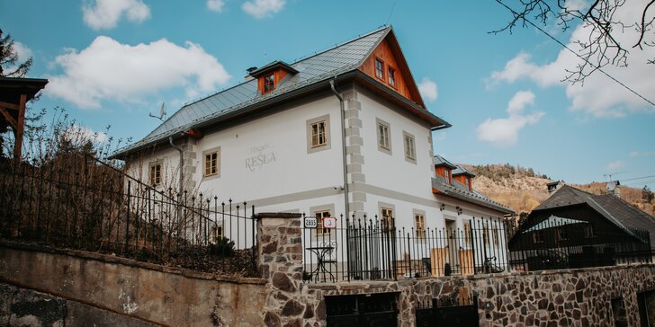 Resla Residence v centre historickej Banskej Štiavnice: komfortné ubytovanie, krásna príroda aj privátny wellness